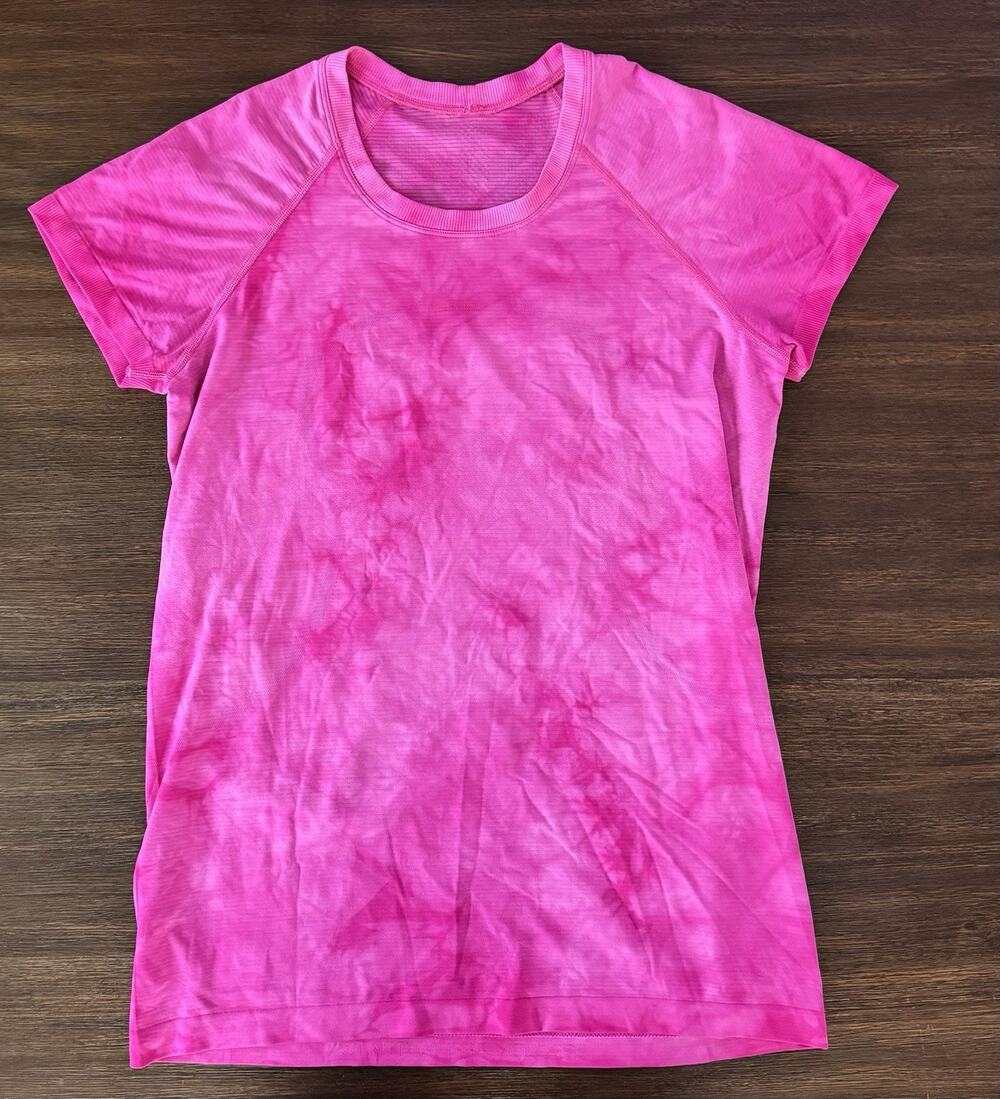 Lululemon Swiftly Tech Short-Sleeve Shirt 2.0 Sonic Pink Marble Dye Size 12